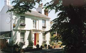 Magnolia House B&B,  Canterbury